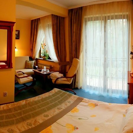 Hotel Spinaker Leba Ngoại thất bức ảnh