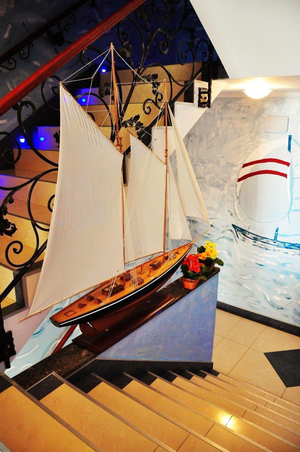 Hotel Spinaker Leba Ngoại thất bức ảnh